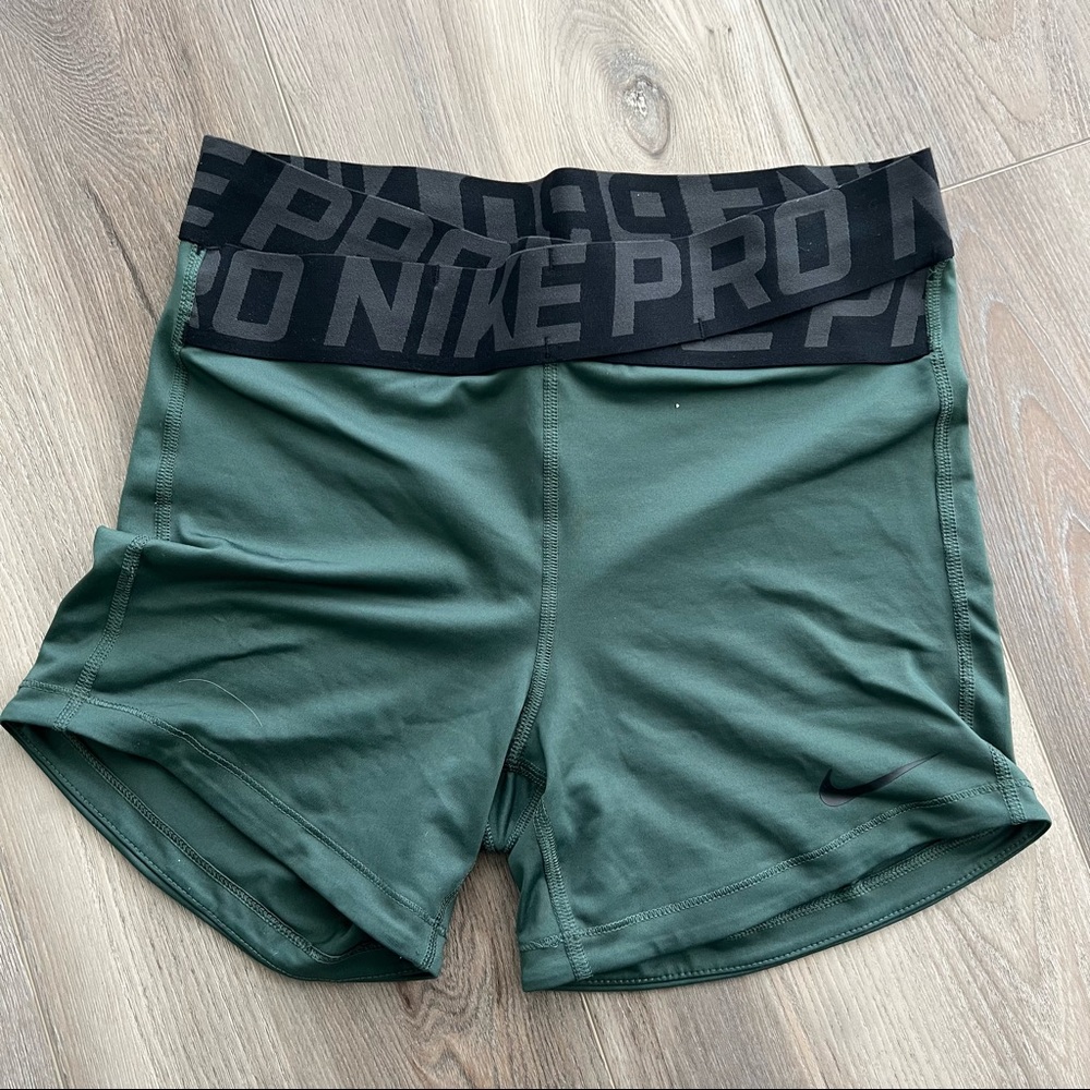NIKE PRO INTERTWIST SHORT